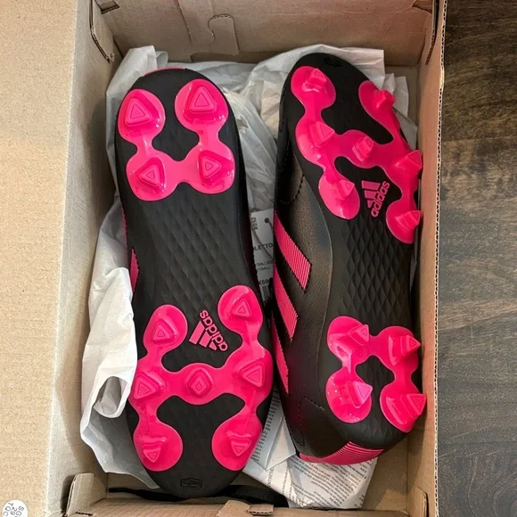 Adidas Goletto Cleats for soccer/football - sz 4 NWT - Picture 2 of 4